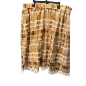 NWOT Shein Eyelash Lace Trim Tie Dye Skirt